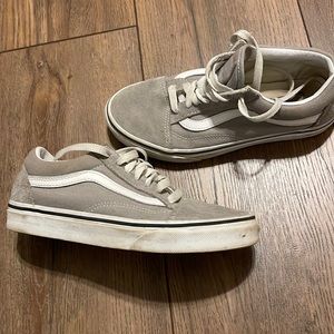 Vans lace up sneakers women’s size 5 1/2 men’s size 4
